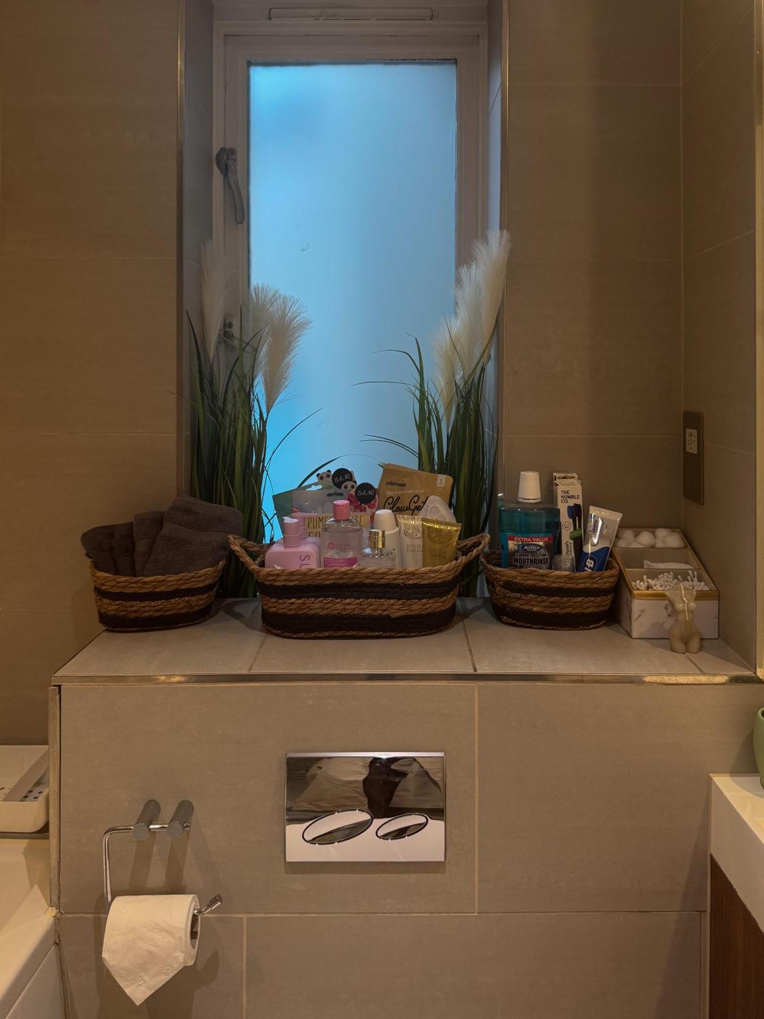 Mayfair 2 Beds Flat Near Bond Street, Opposite Selfridges On Oxford Street 런던 외부 사진