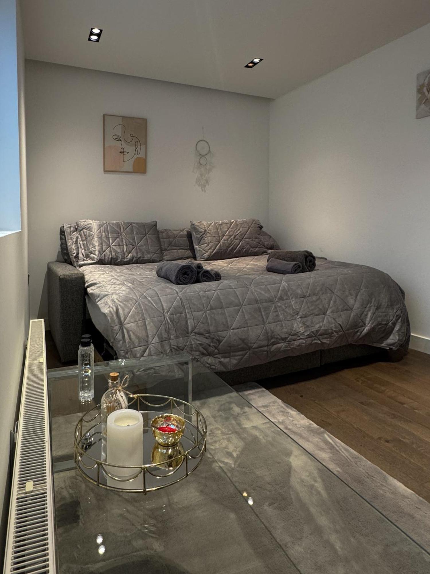 Mayfair 2 Beds Flat Near Bond Street, Opposite Selfridges On Oxford Street 런던 외부 사진
