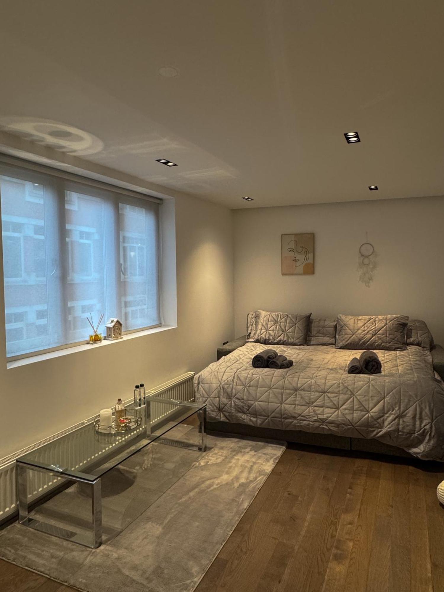 Mayfair 2 Beds Flat Near Bond Street, Opposite Selfridges On Oxford Street 런던 외부 사진